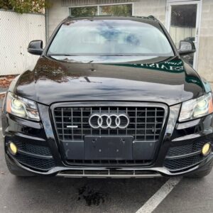 2012 Audi Q5 3.2 quattro Premium Plus